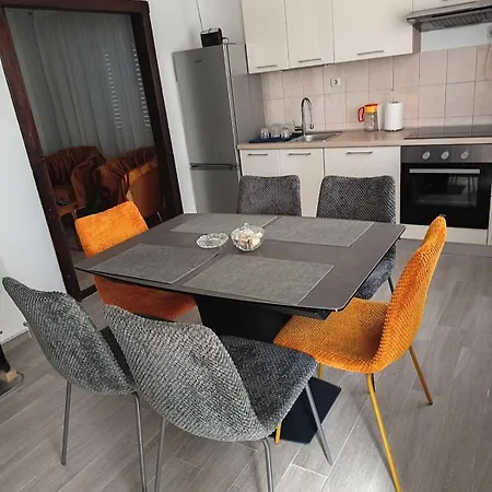Kuca Za Odmor Dinko, Sucici, Holiday home *