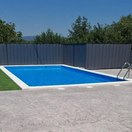 Kuca Za Odmor Dinko, Sucici, Holiday home