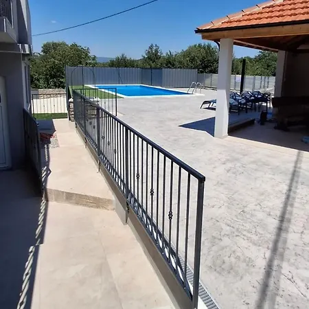 Holiday home Kuca Za Odmor Dinko, Sucici,