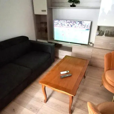 Holiday home Kuca Za Odmor Dinko, Sucici, Mirlovic Zagora