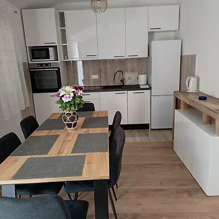 Kuca Za Odmor Dinko, Sucici, Holiday home