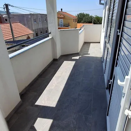 Kuca Za Odmor Dinko, Sucici, Holiday home